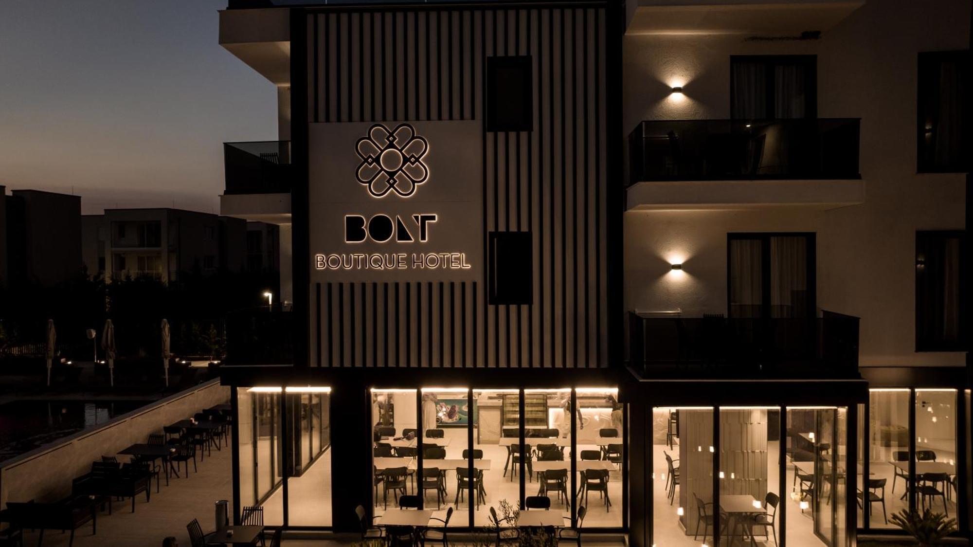 Bolt Boutique Hotel Лежа Экстерьер фото