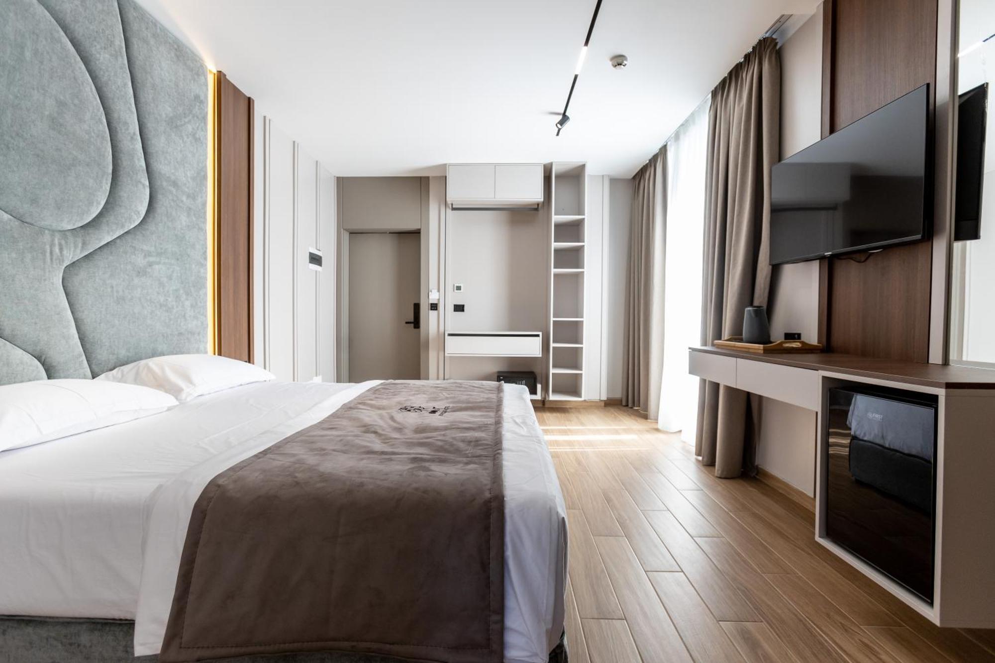 Bolt Boutique Hotel Лежа Экстерьер фото
