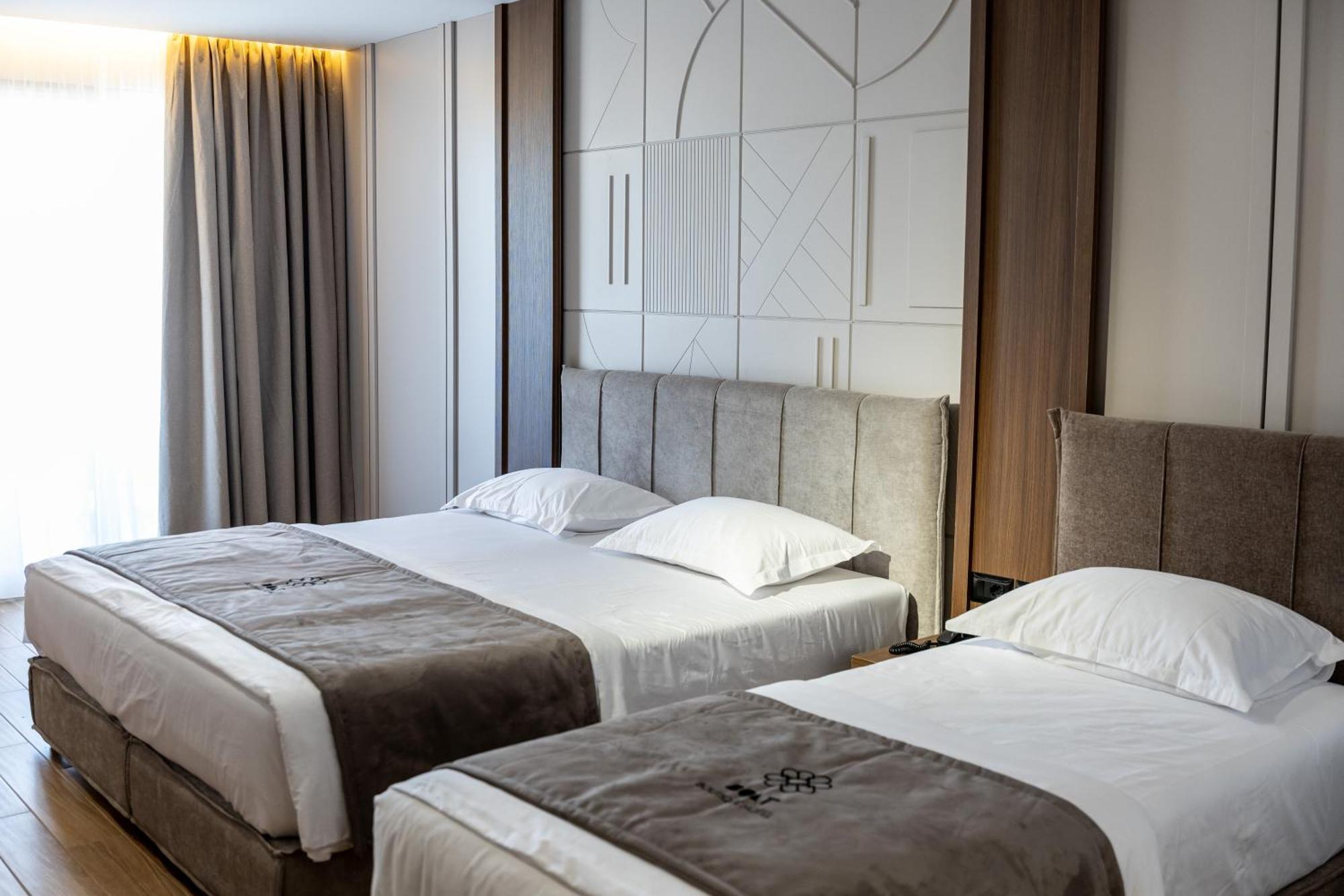 Bolt Boutique Hotel Лежа Экстерьер фото