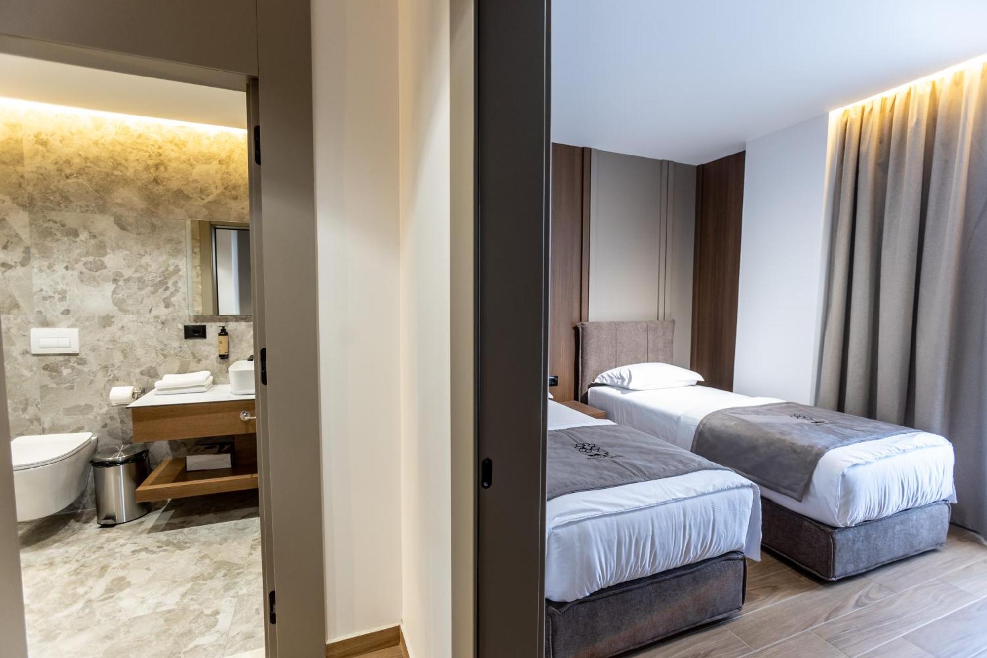 Bolt Boutique Hotel Лежа Экстерьер фото